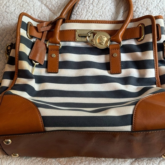 Michael Kors Cream And Blue Hamilton Tote Bag - Picture 2 of 8